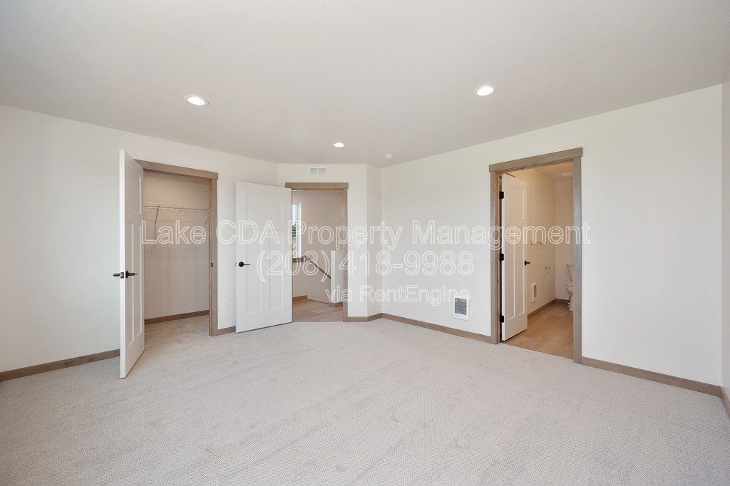 Gallery Image 21