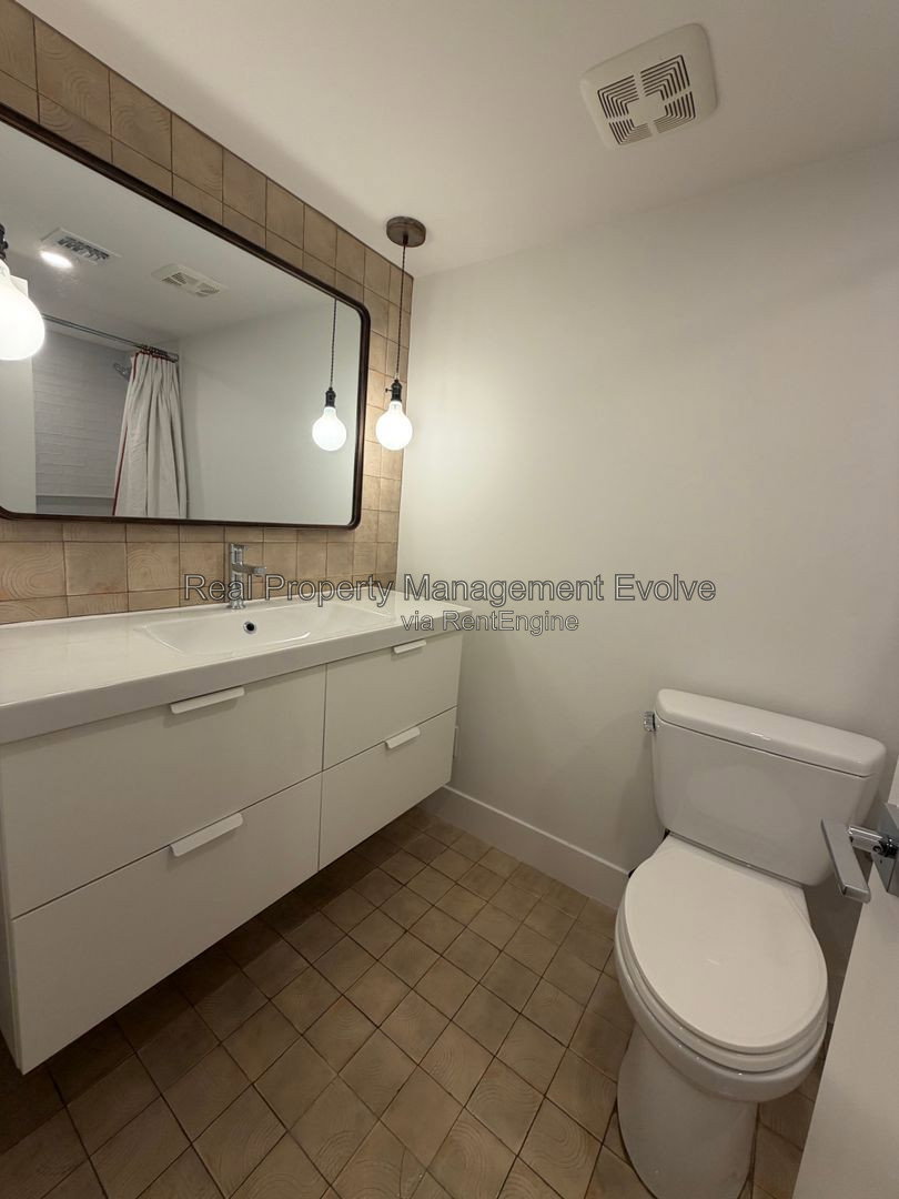 Gallery Image 21
