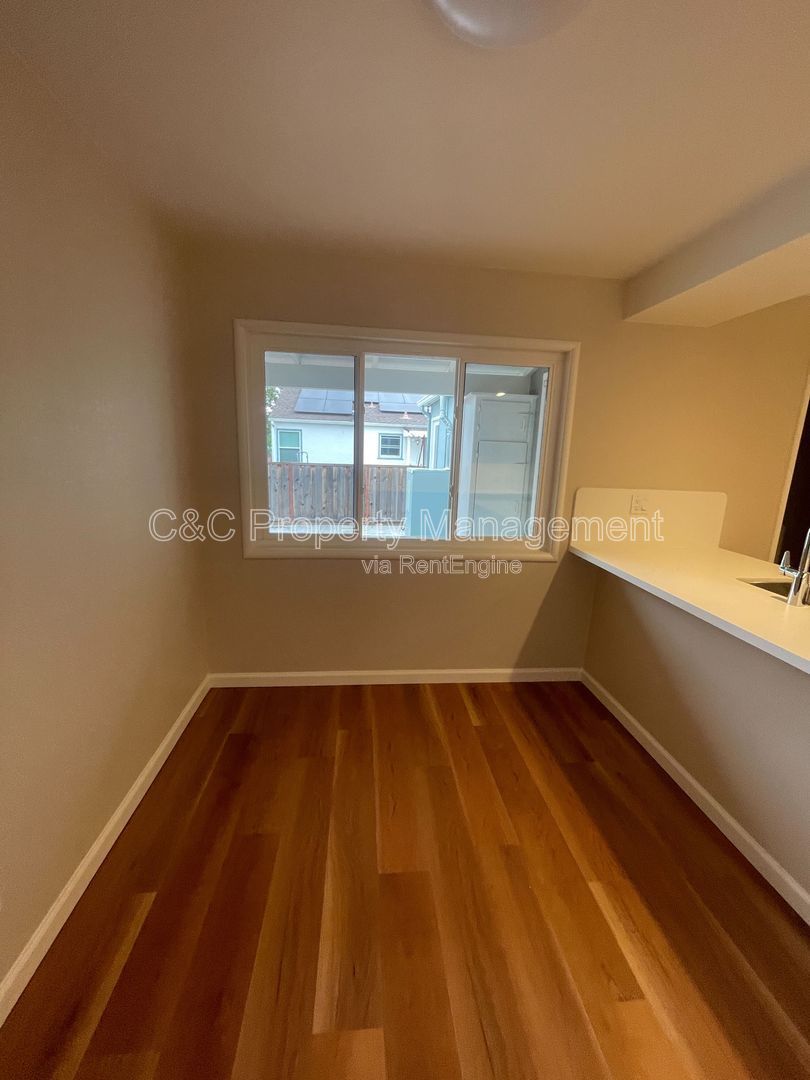 Gallery Image 17
