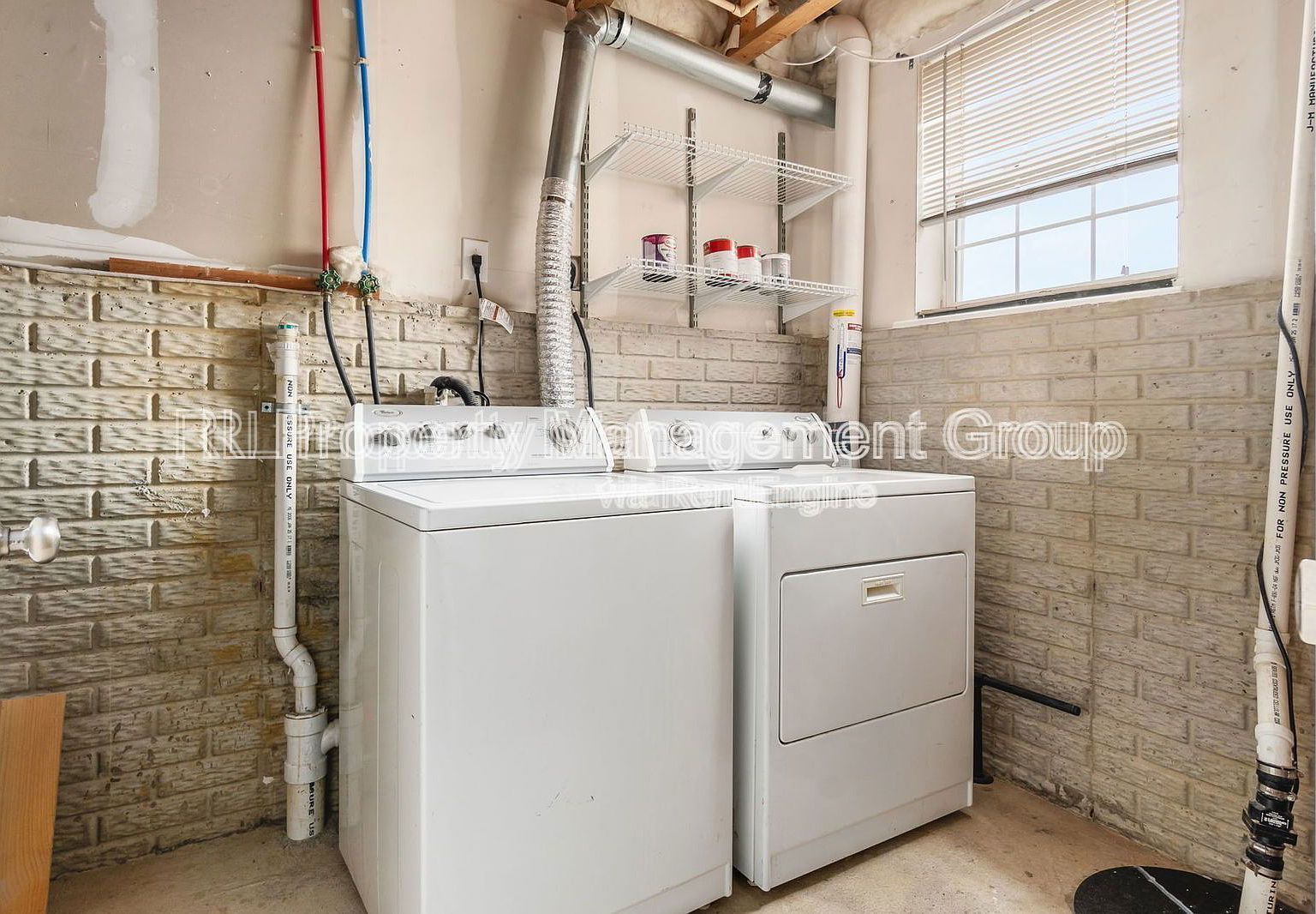 Gallery Image 14