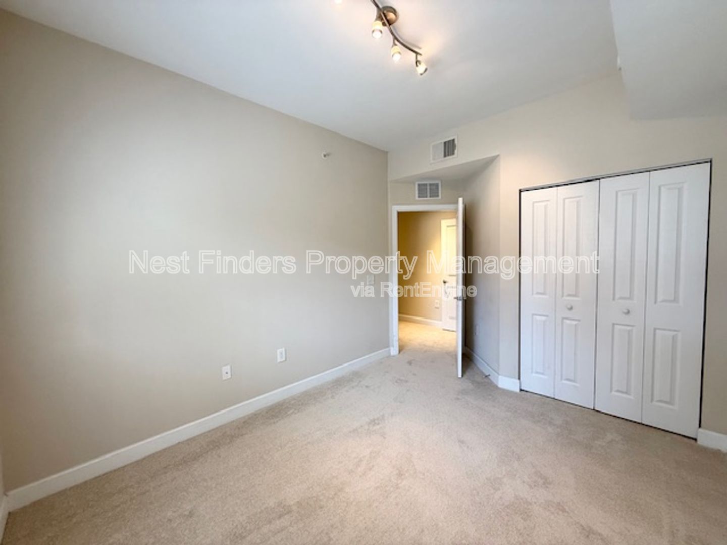 Gallery Image 20
