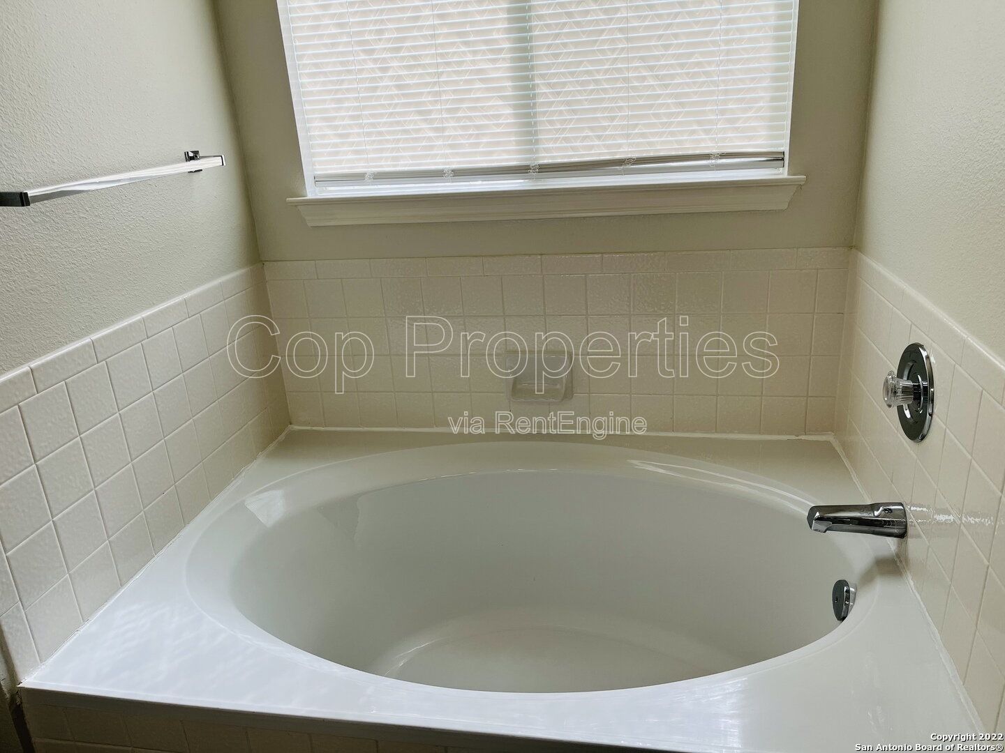 Gallery Image 16