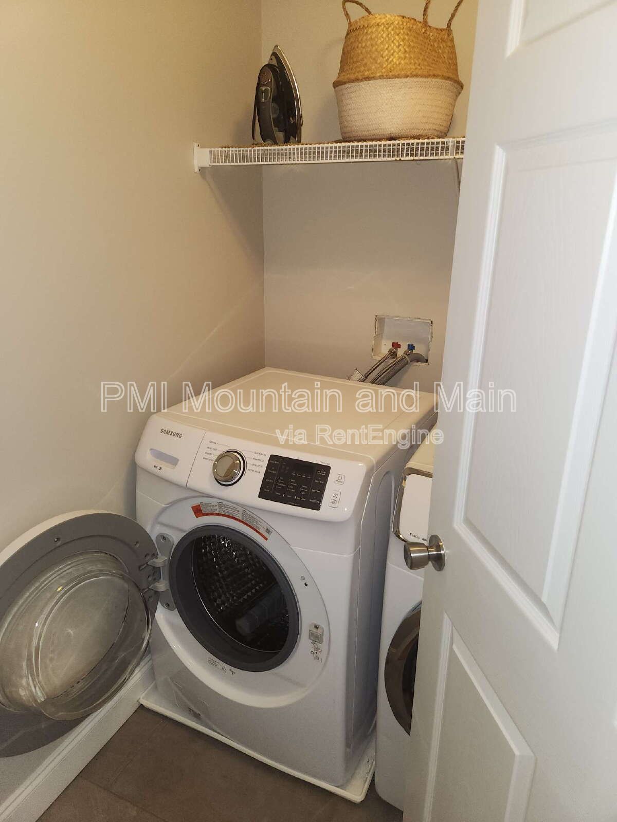 Gallery Image 22