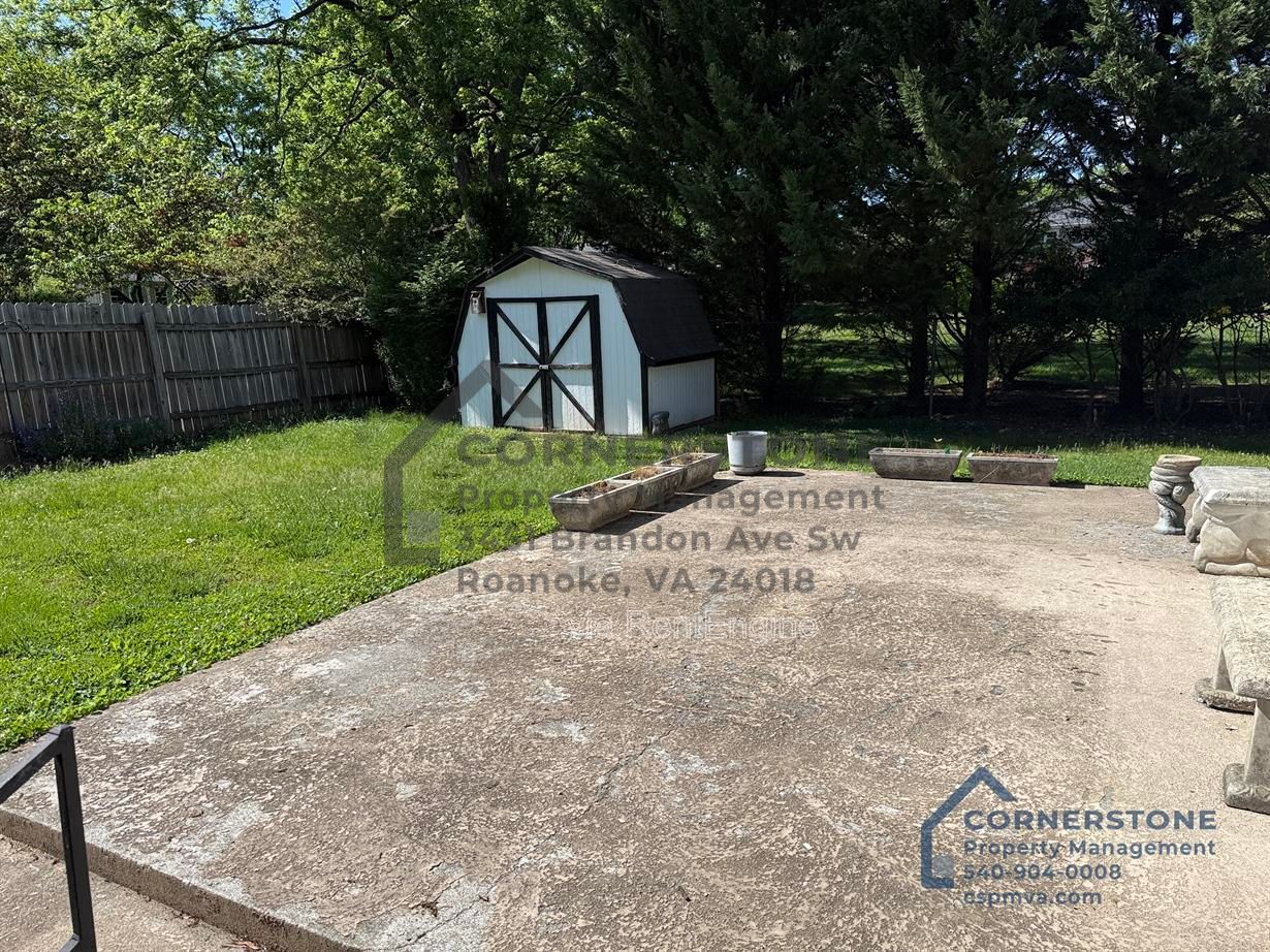 Gallery Image 18