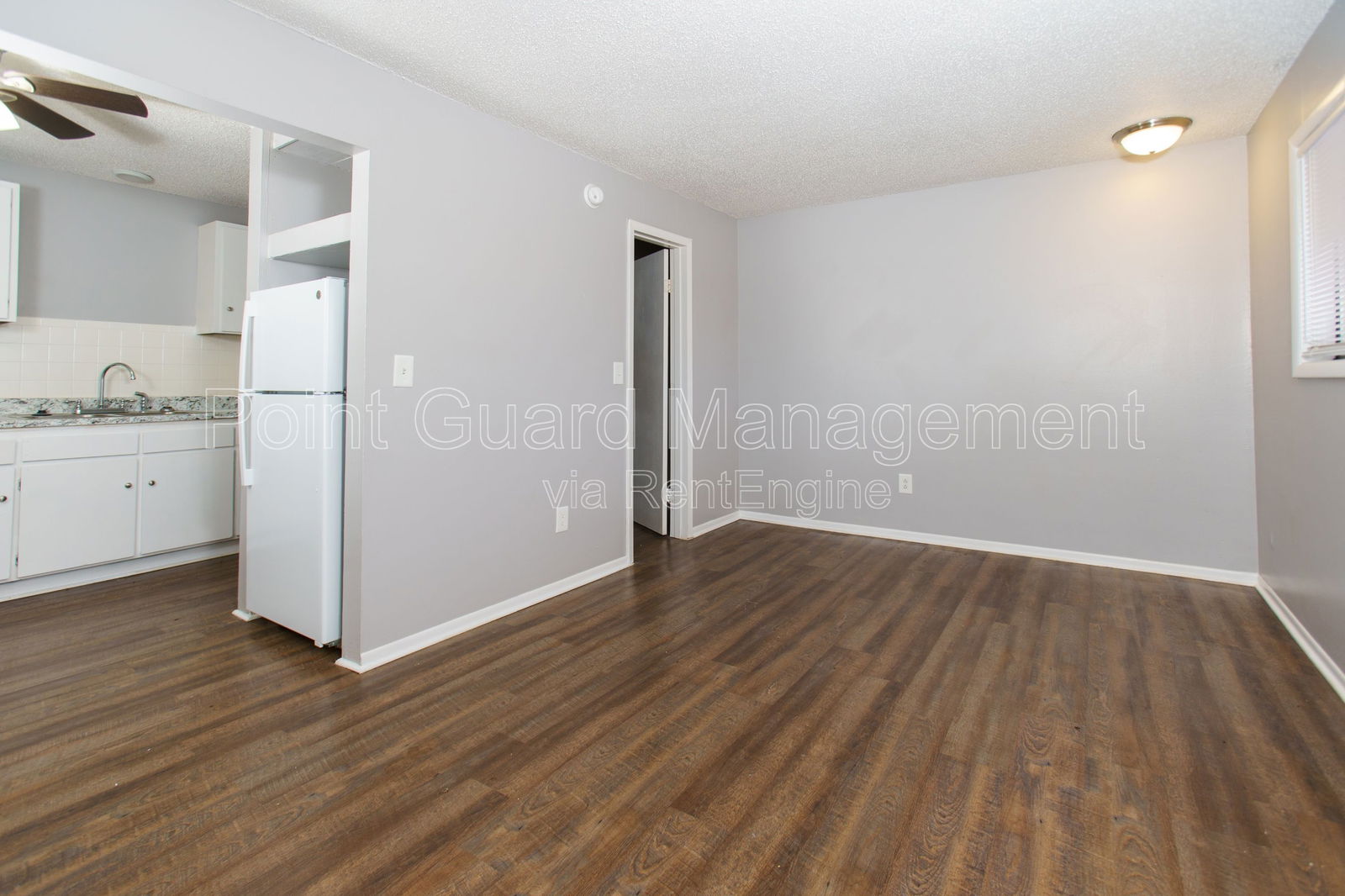Gallery Image 0
