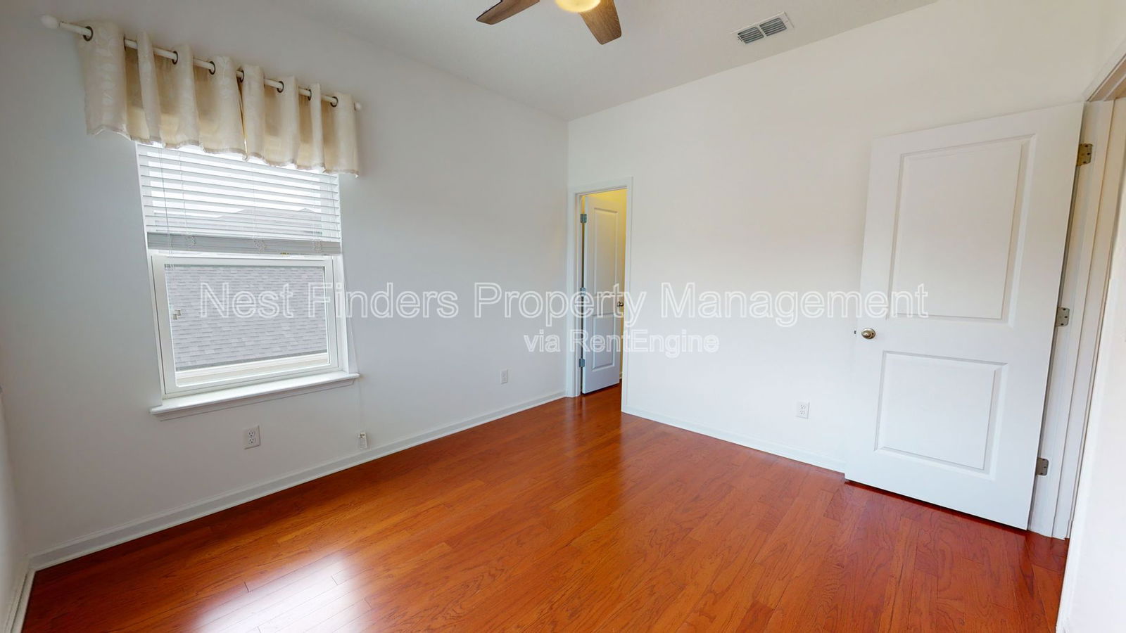 Gallery Image 31