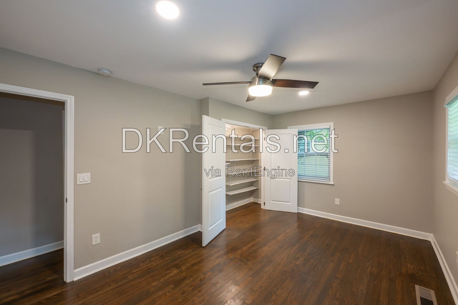 Gallery Image 16