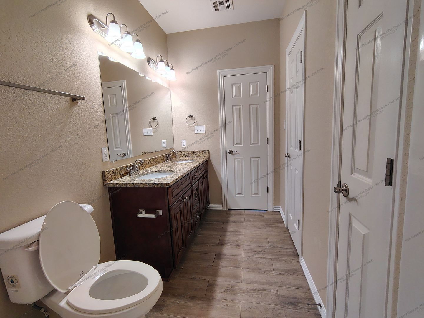 Gallery Image 18