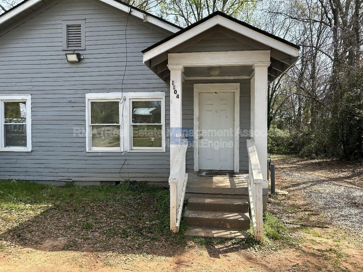 Gallery Image 0