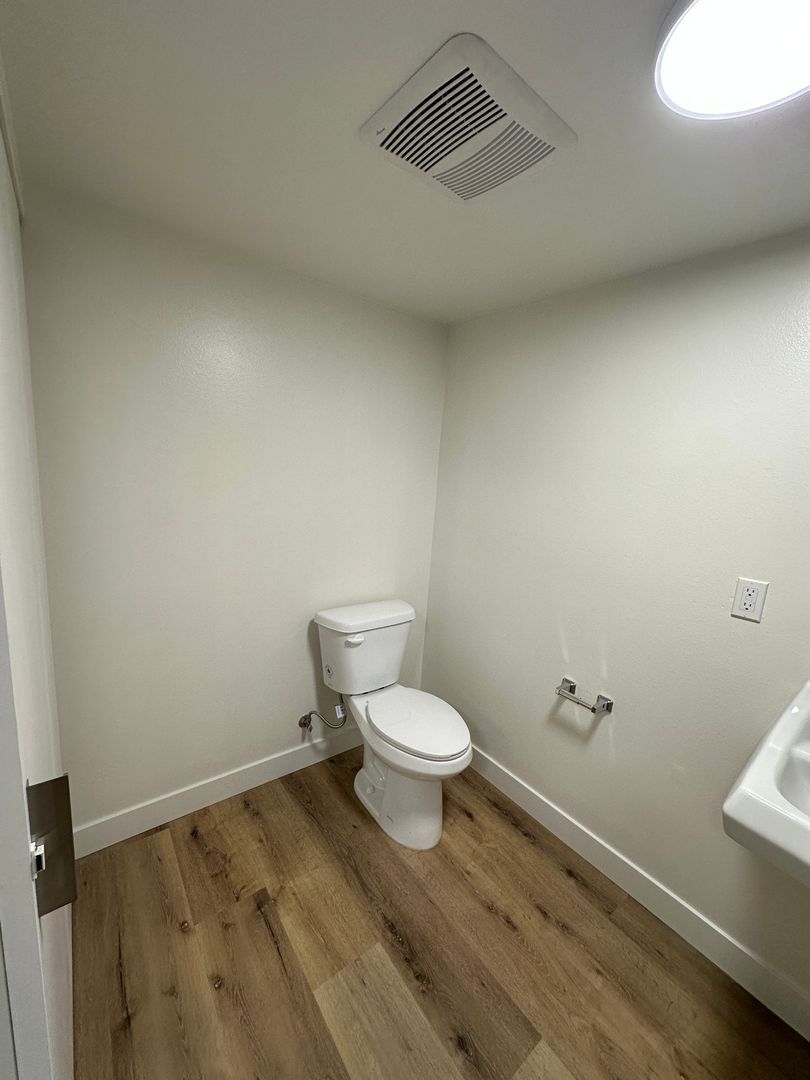 Gallery Image 17