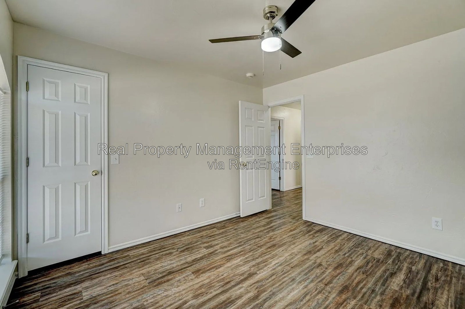 Gallery Image 19