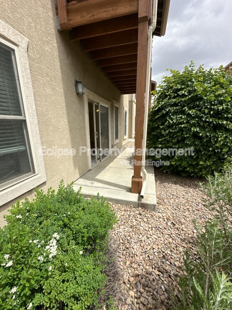 Gallery Image 21