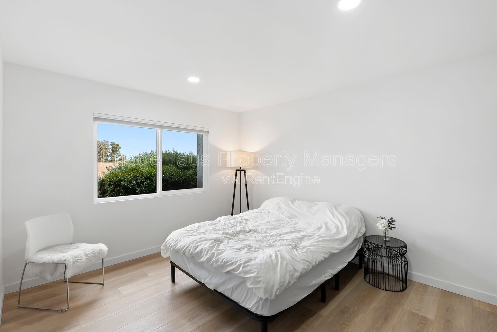 Gallery Image 38