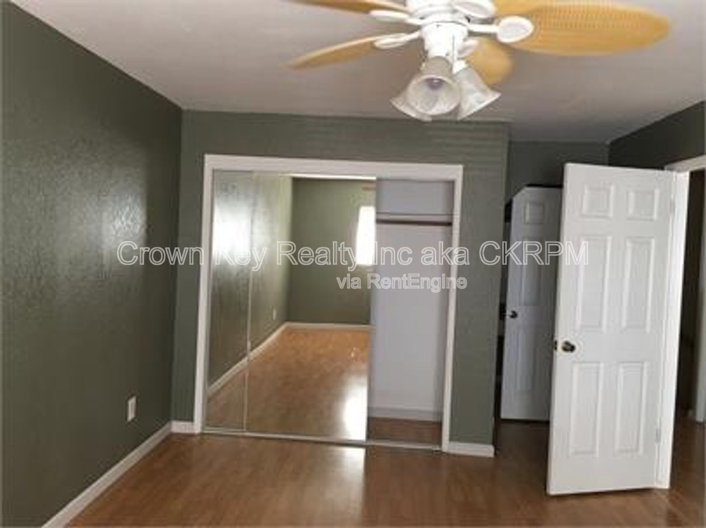 Gallery Image 18