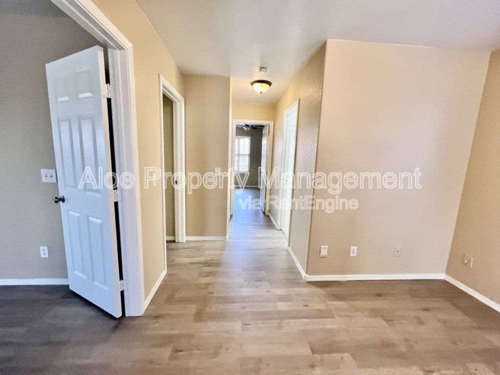 Gallery Image 38