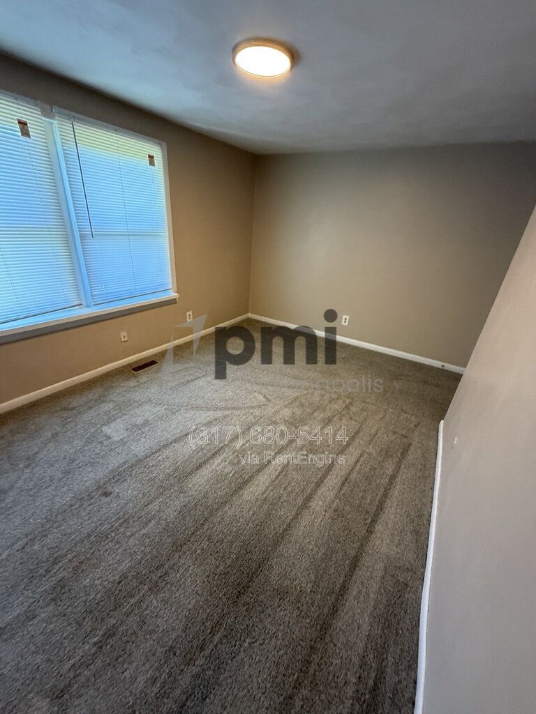 Gallery Image 17