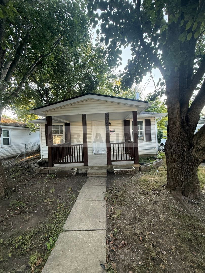 Gallery Image 0