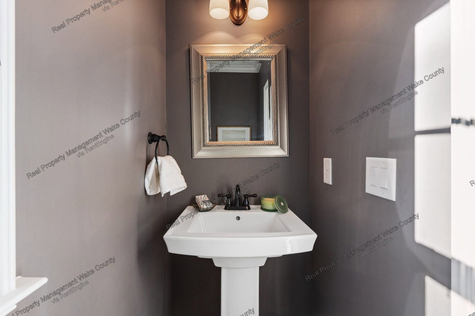 Gallery Image 38