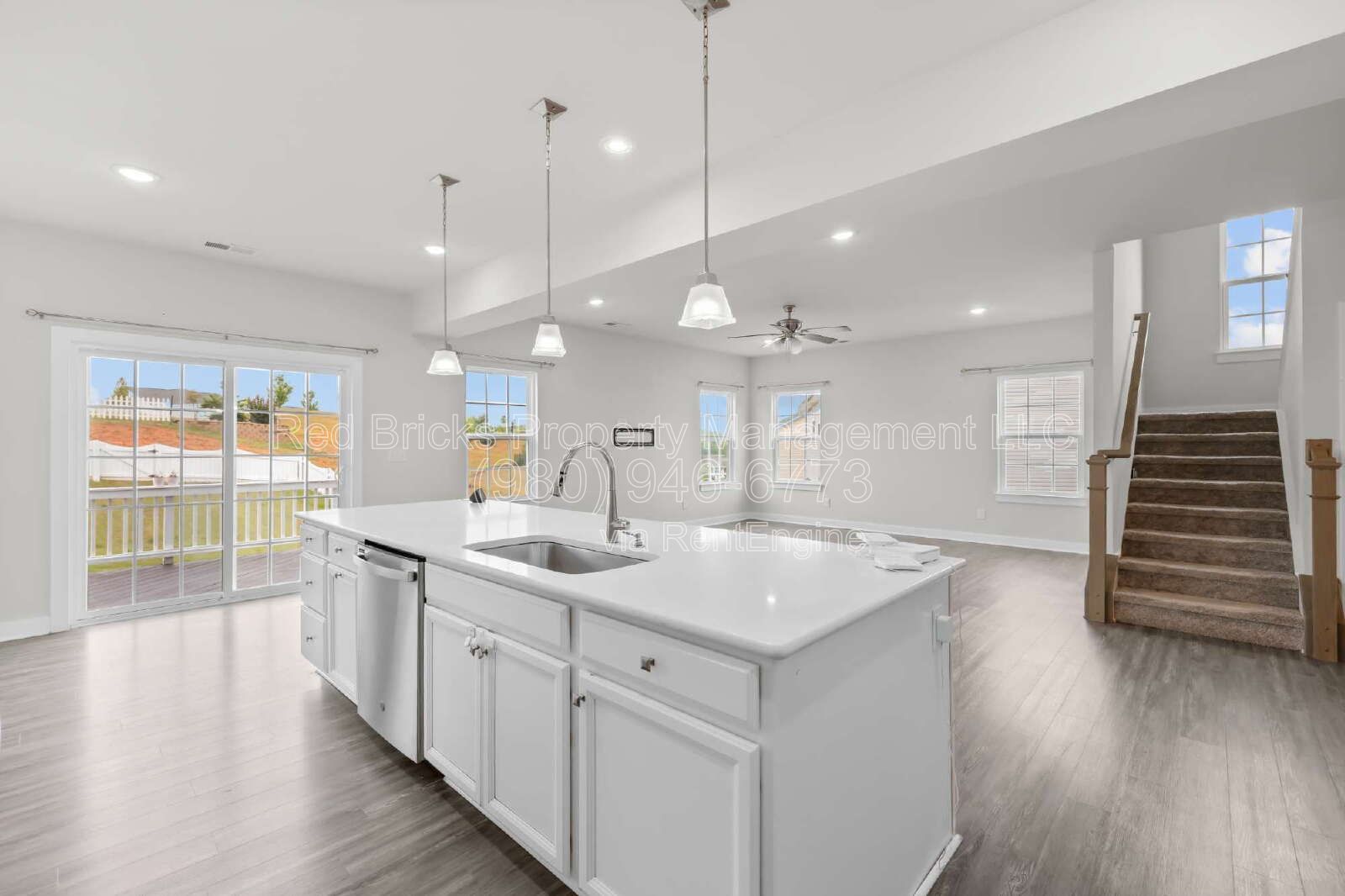 Gallery Image 16