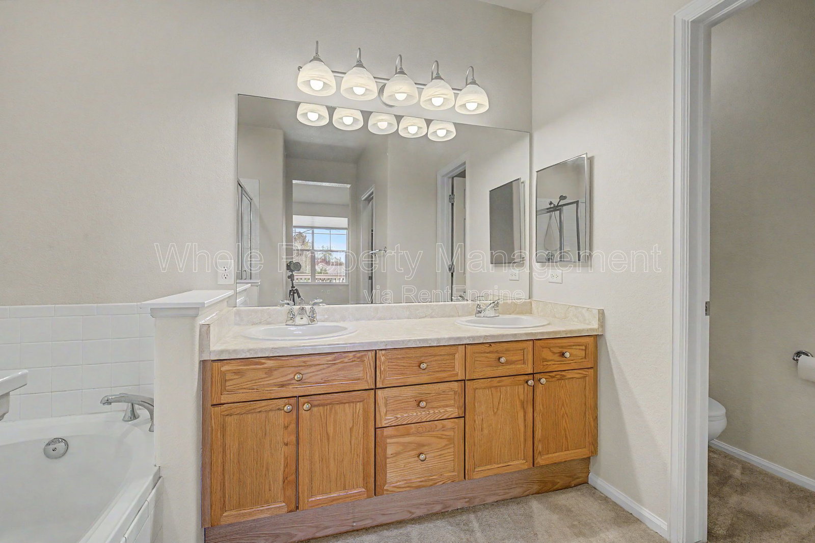 Gallery Image 17