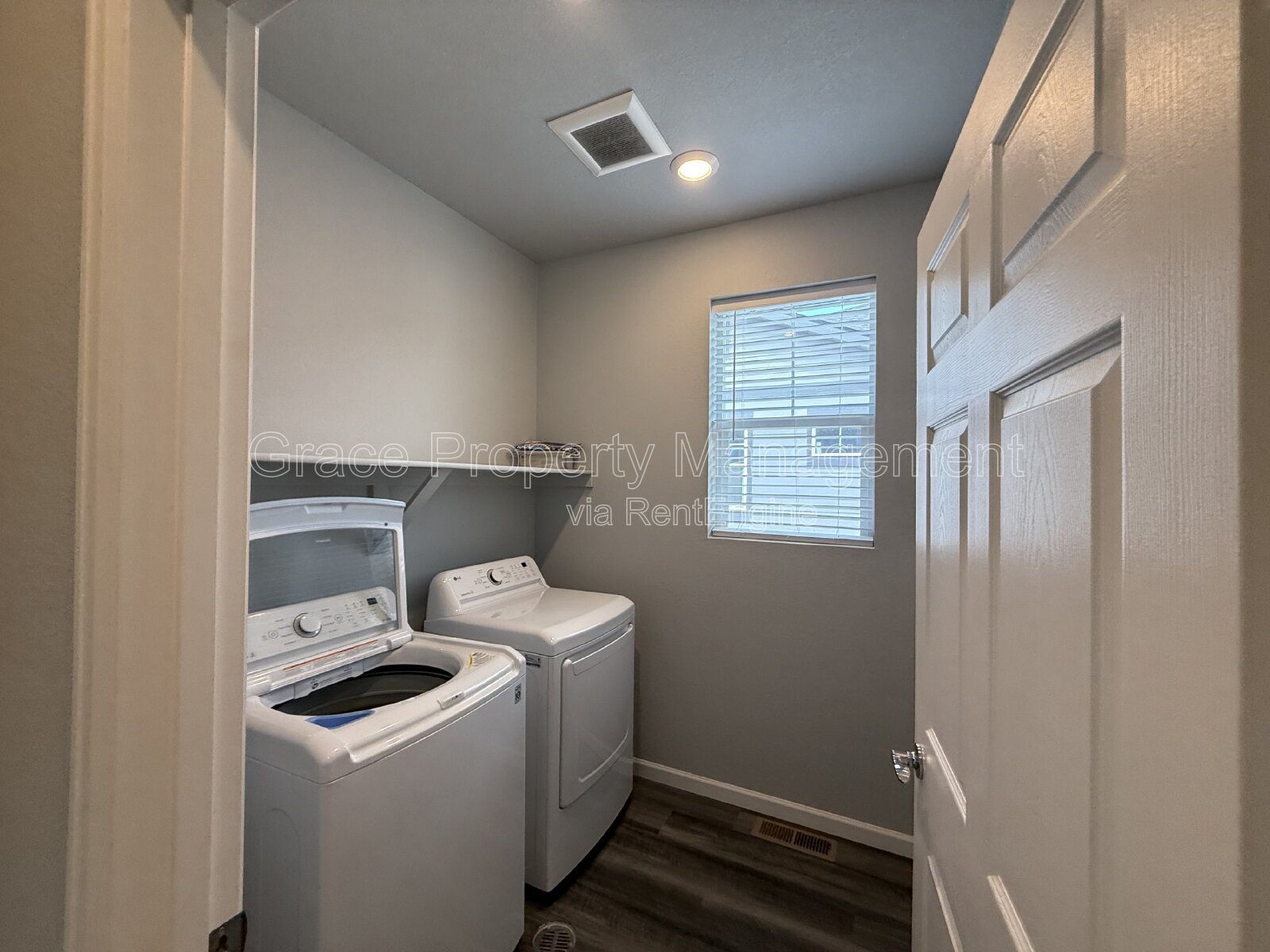 Gallery Image 16