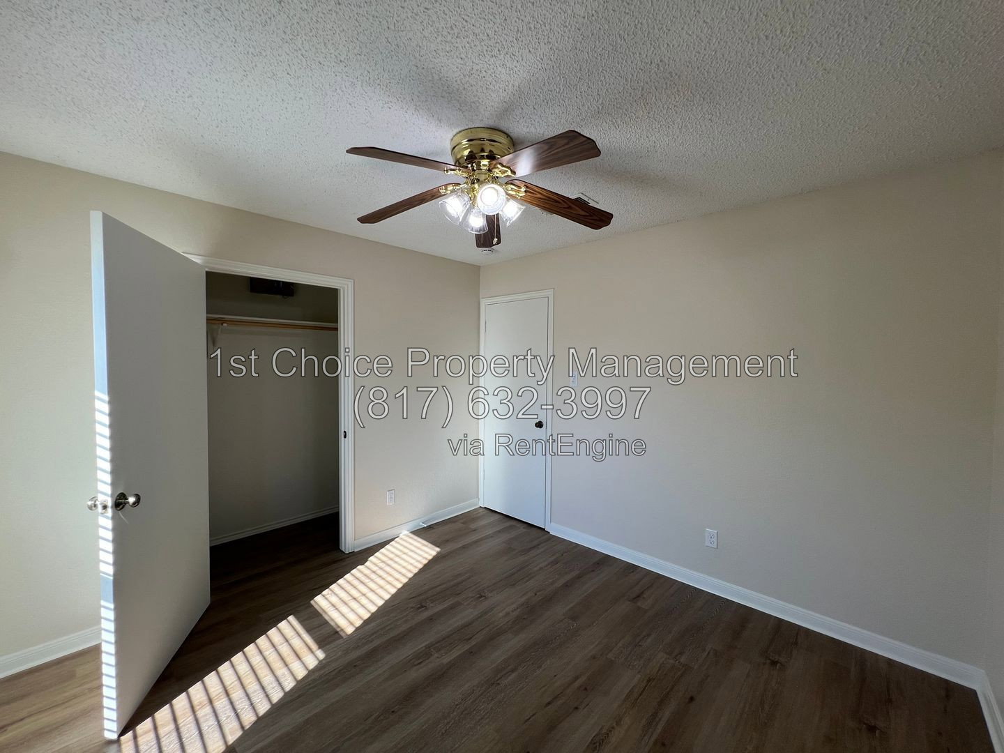 Gallery Image 22