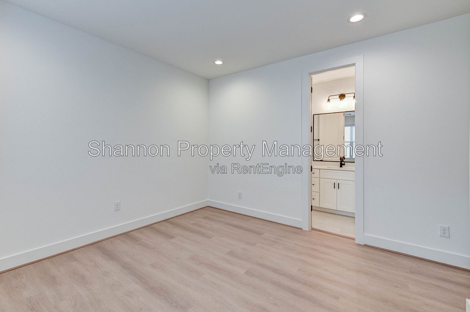 Gallery Image 19