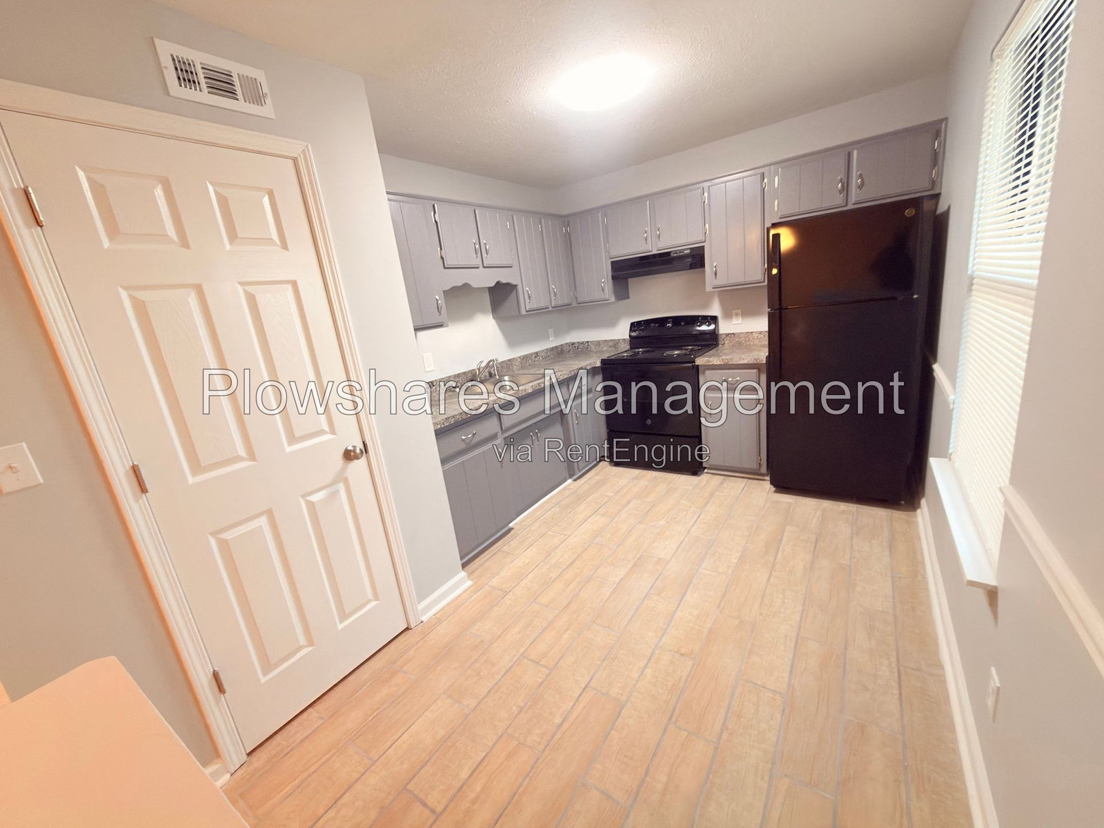 Gallery Image 16