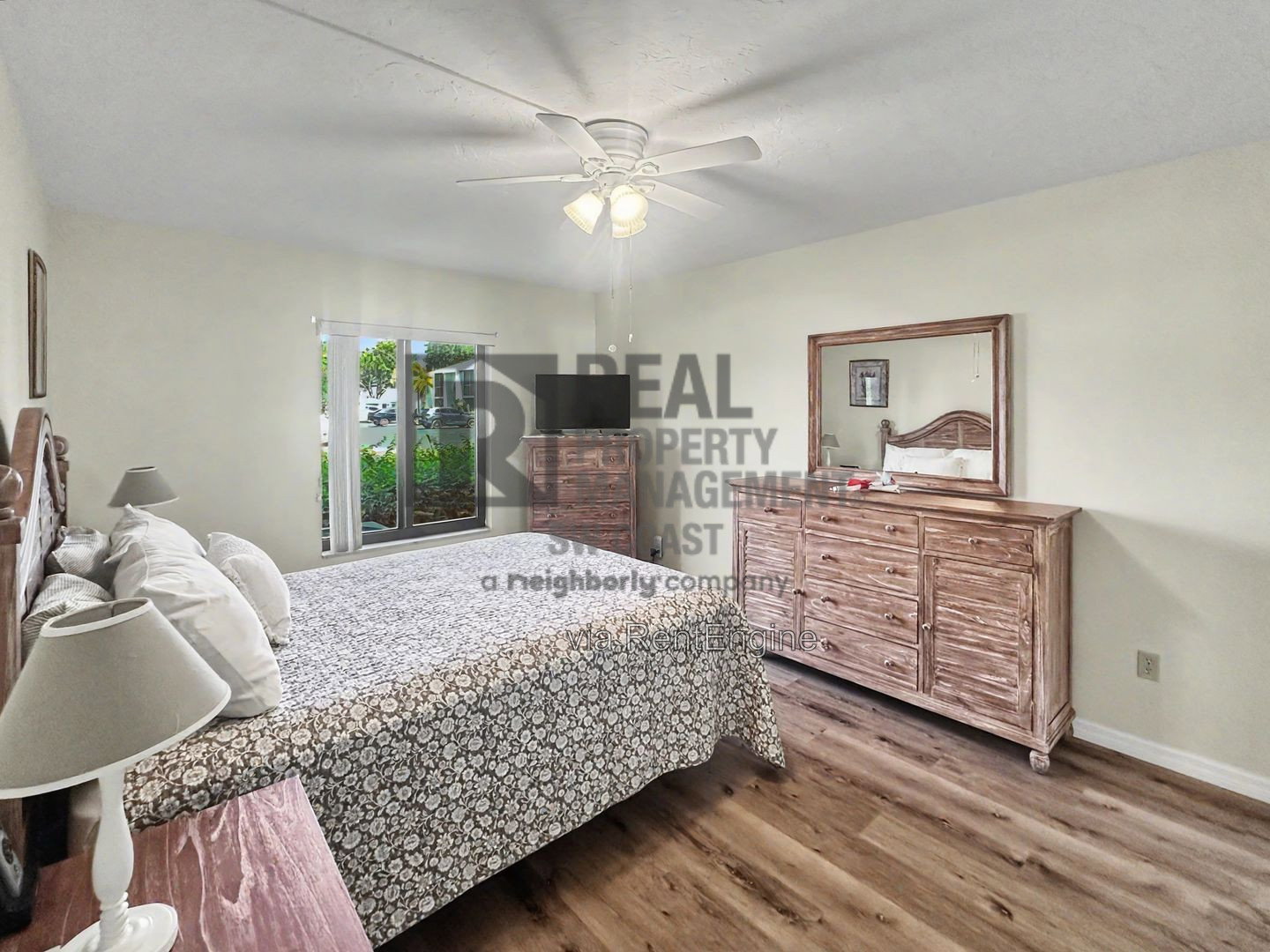 Gallery Image 16