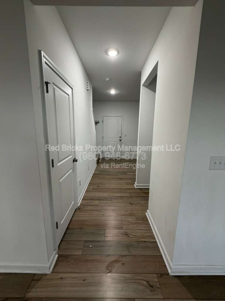 Gallery Image 18