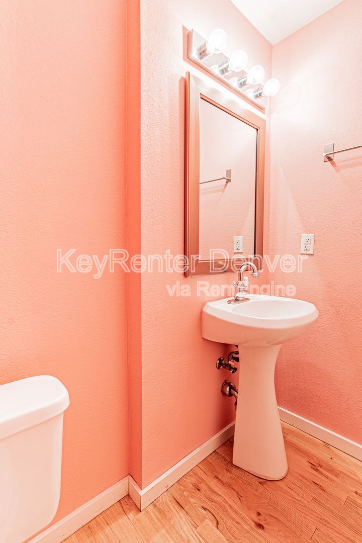 Gallery Image 26