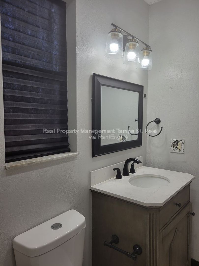 Gallery Image 18