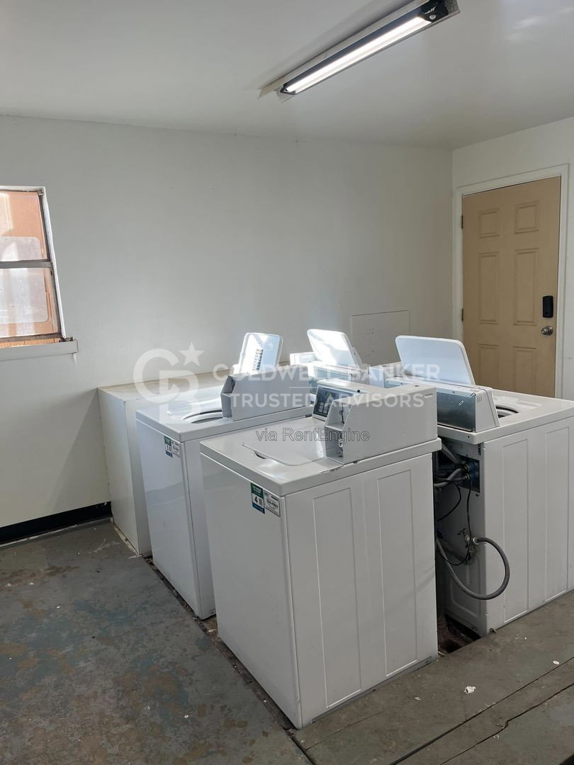 Gallery Image 15