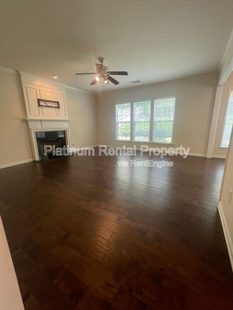Gallery Image 18