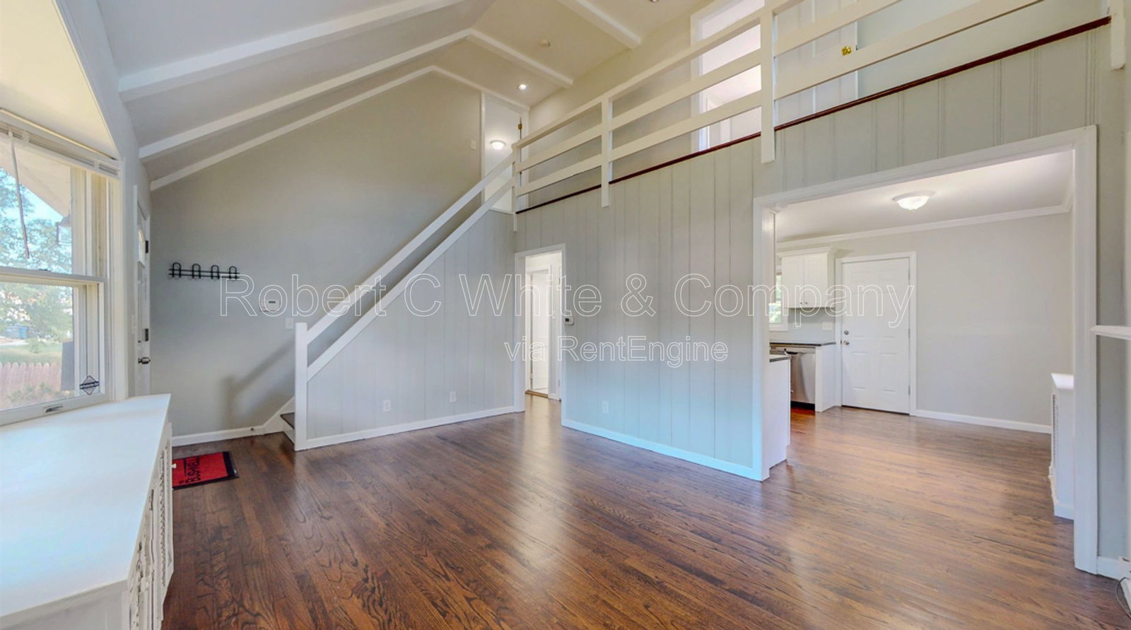 Gallery Image 0