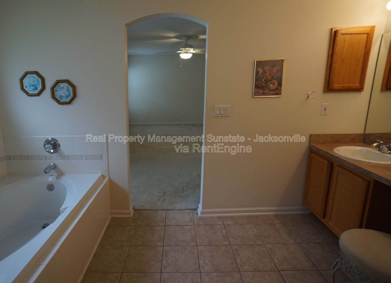 Gallery Image 16