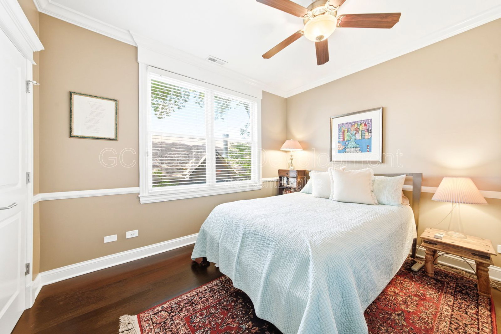 Gallery Image 10