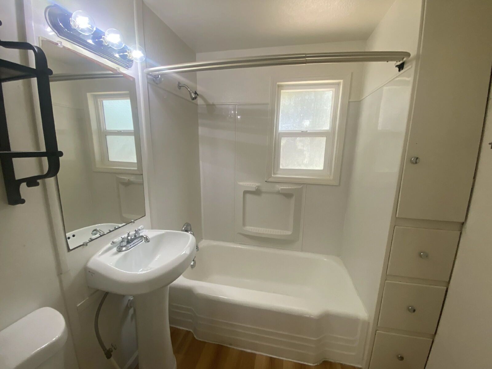 Gallery Image 18
