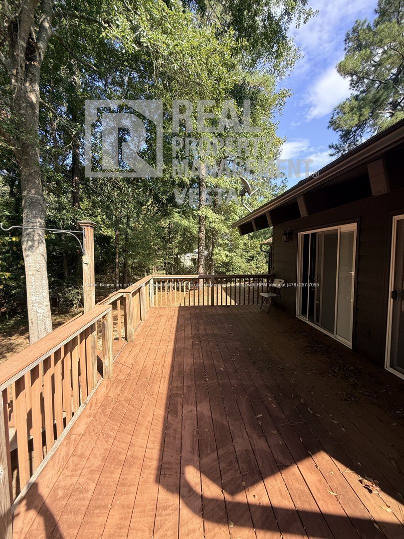 Gallery Image 18