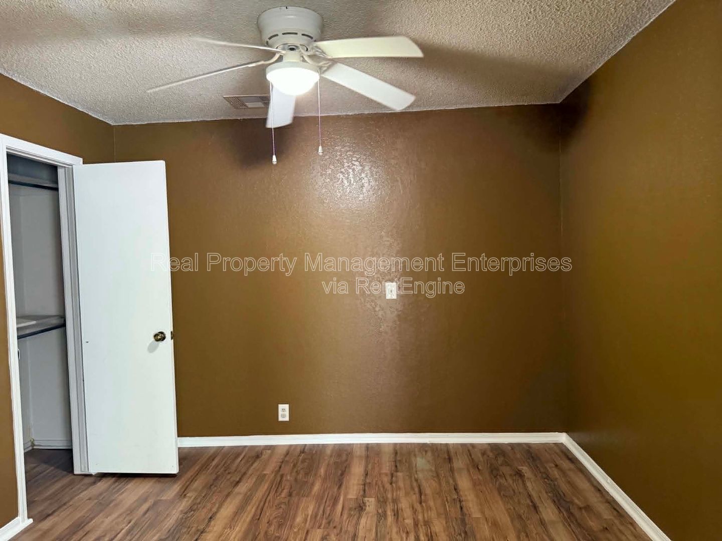Gallery Image 19