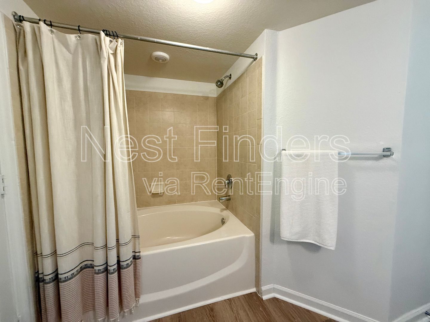 Gallery Image 29