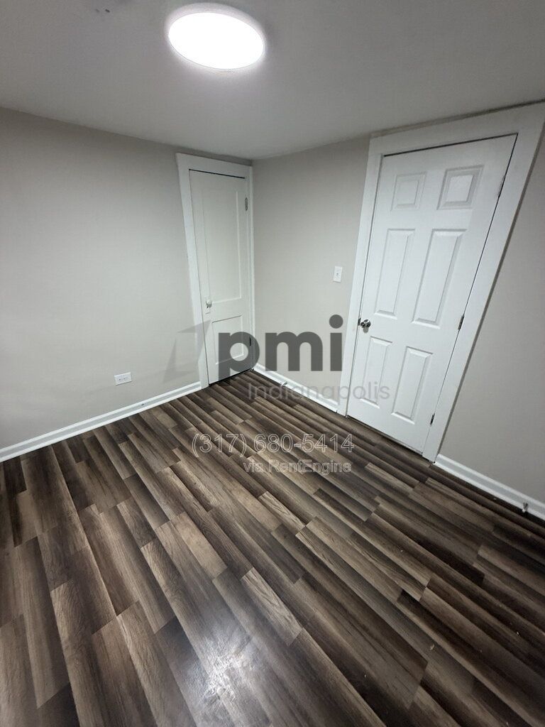 Gallery Image 17