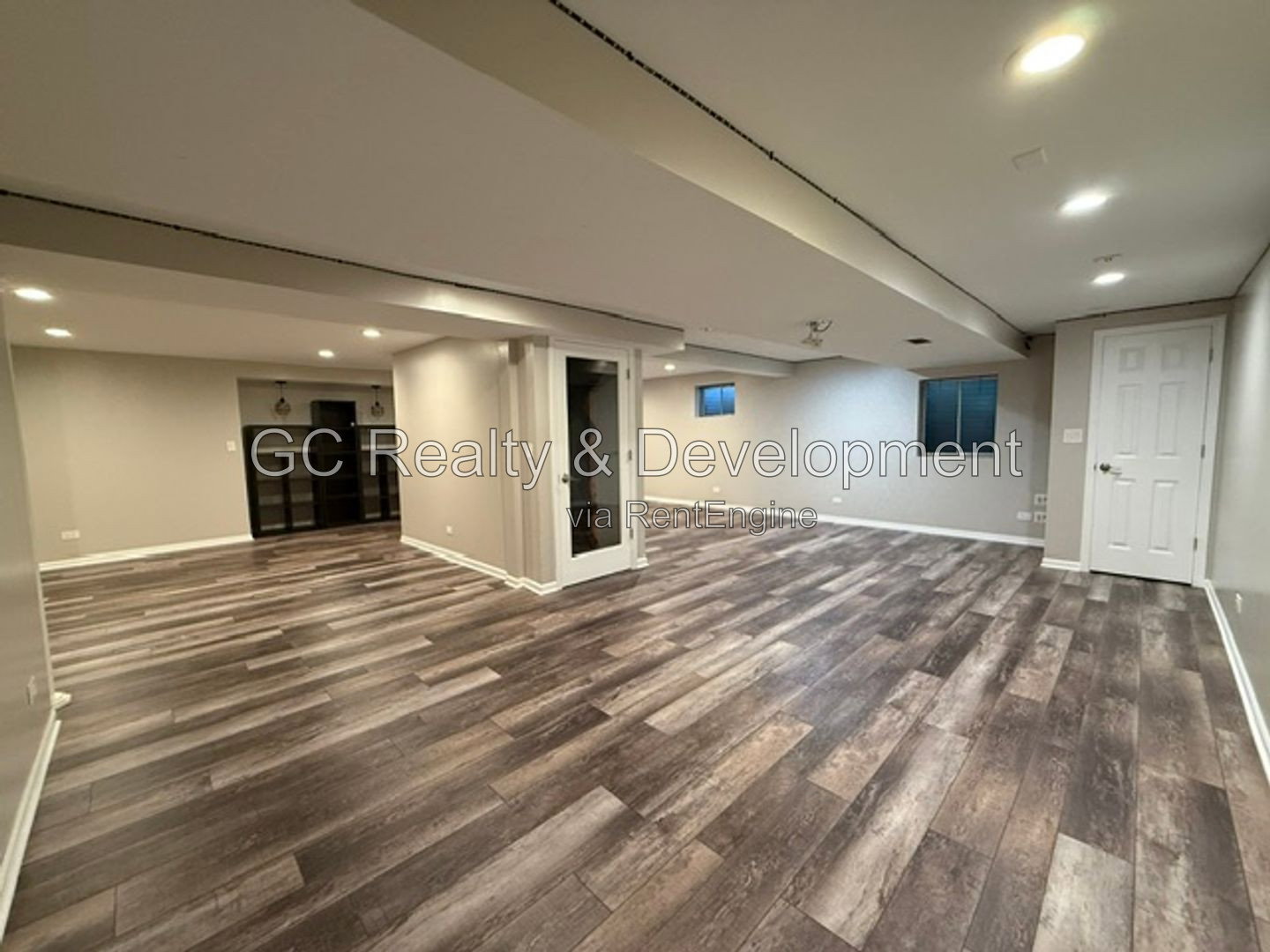 Gallery Image 37