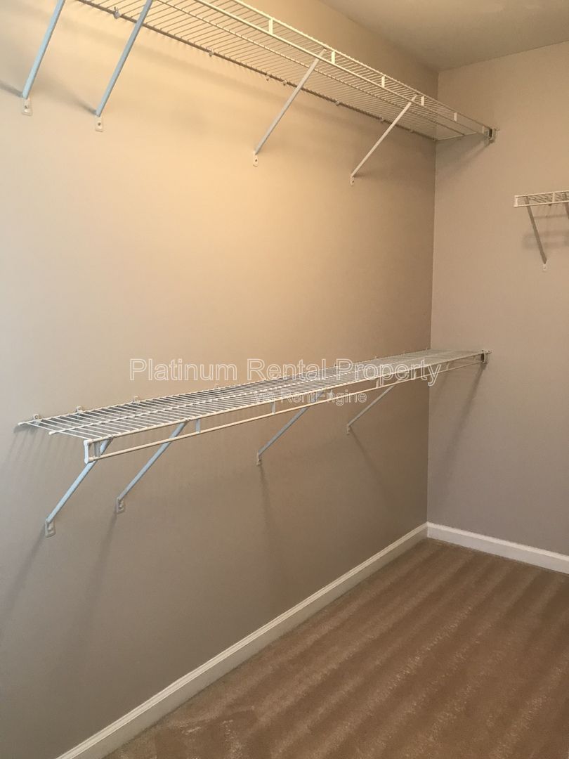Gallery Image 18