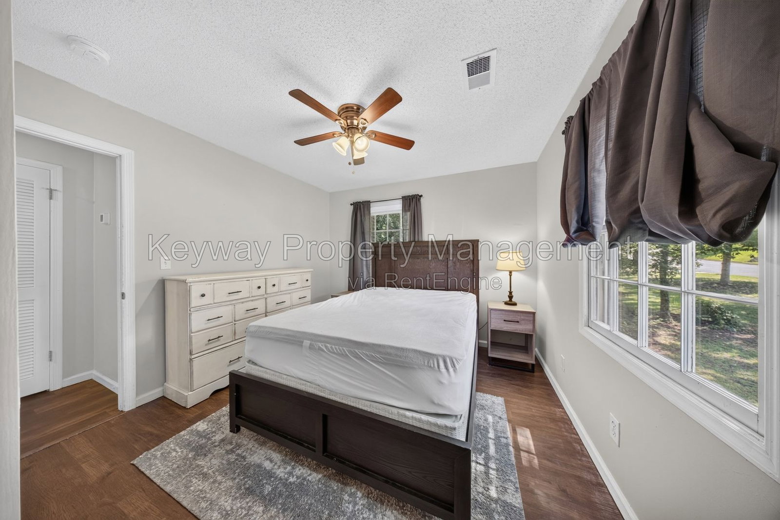 Gallery Image 48