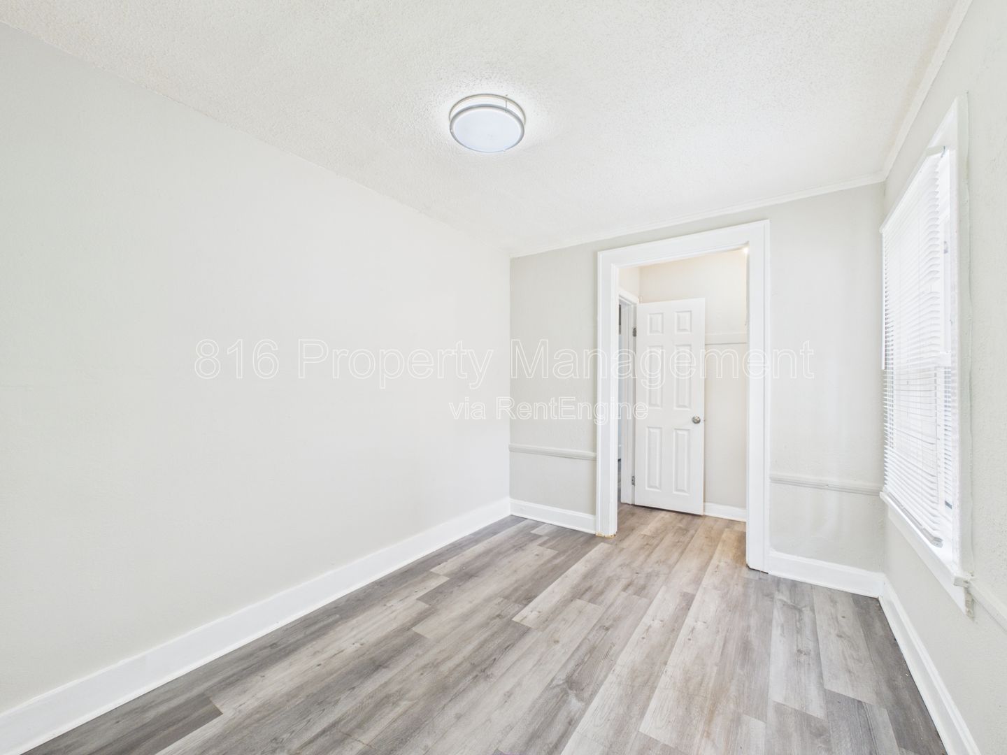 Gallery Image 18