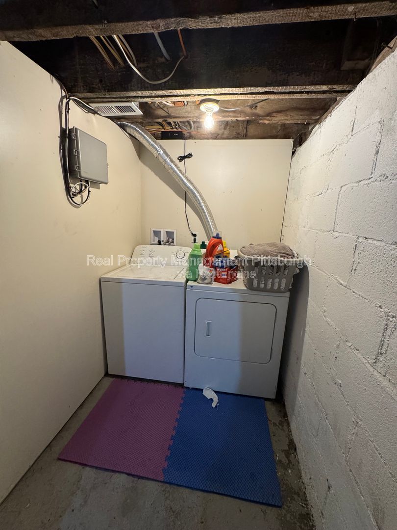 Gallery Image 18