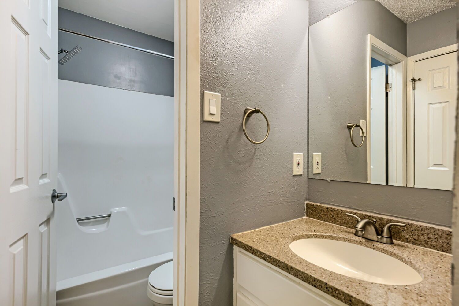 Gallery Image 19