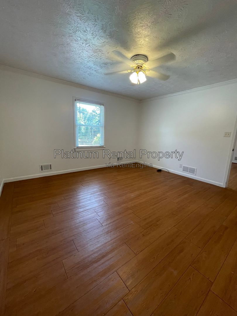 Gallery Image 21