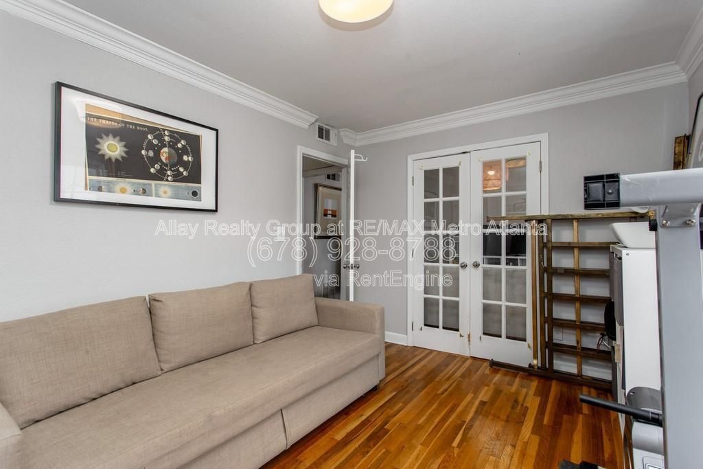 Gallery Image 20